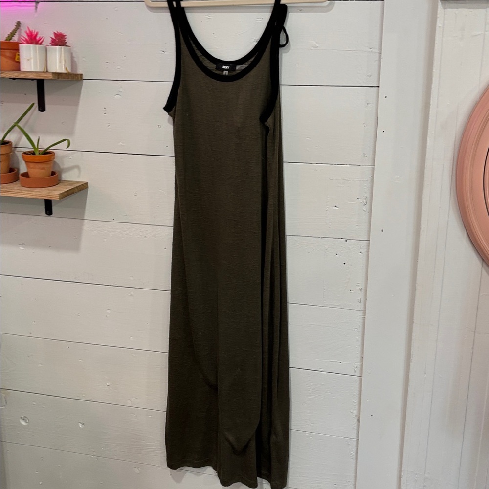 DKNY Coverup